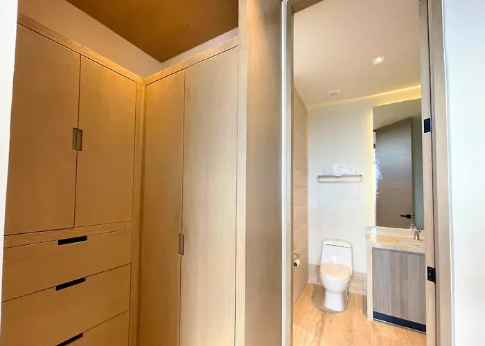Ferienhaus Brand New With Rooftop Pool